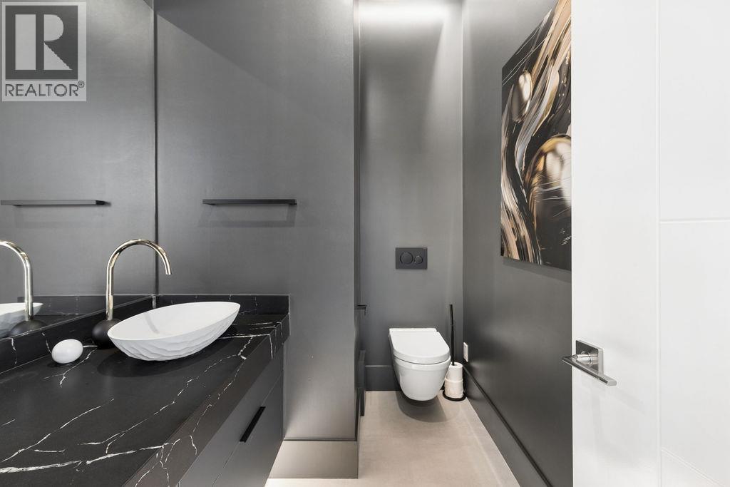 1200 Bedford Court, North Vancouver, British Columbia  V7R 1L2 - Photo 18 - R3107361