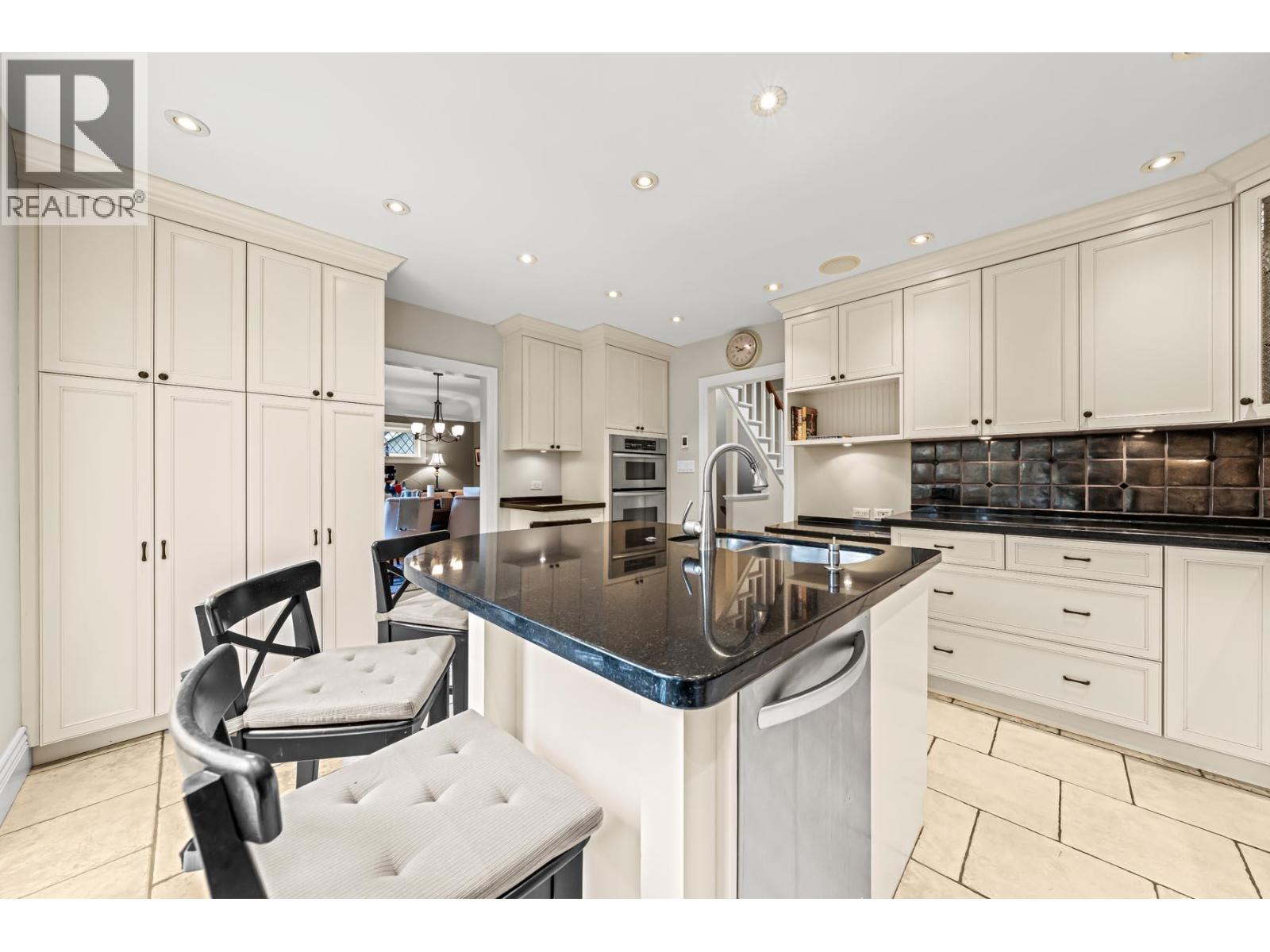 5790 Alma Street, Vancouver, British Columbia V6N 1Y4 - Photo 12 - R3107383