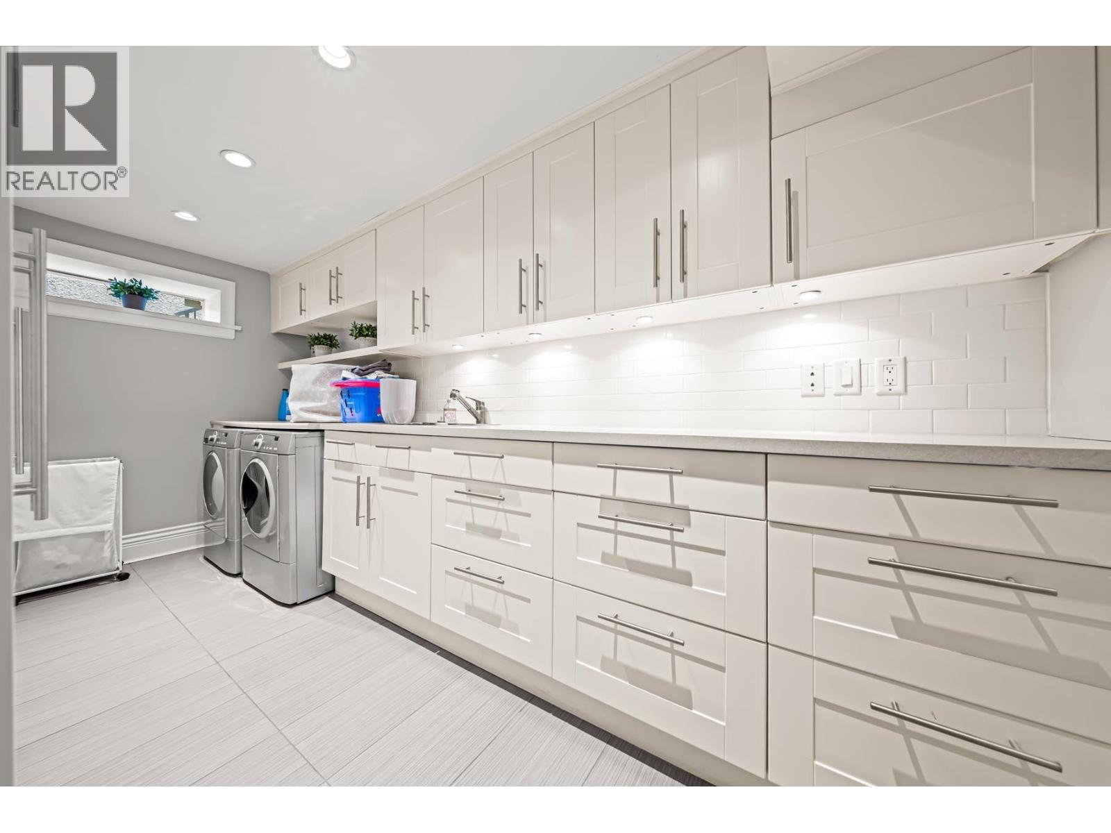 5790 Alma Street, Vancouver, British Columbia V6N 1Y4 - Photo 33 - R3107383