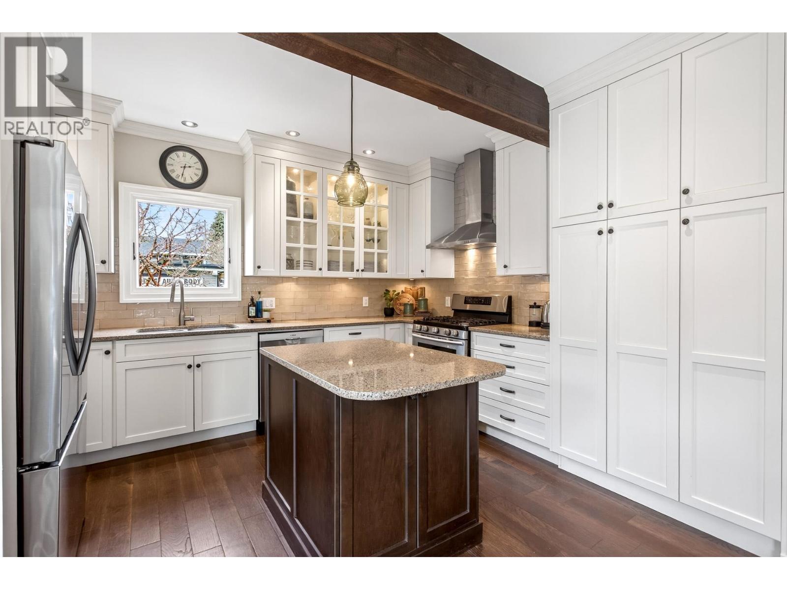 1515 Edinburgh Street, New Westminster, British Columbia  V3M 2W5 - Photo 12 - R3107397