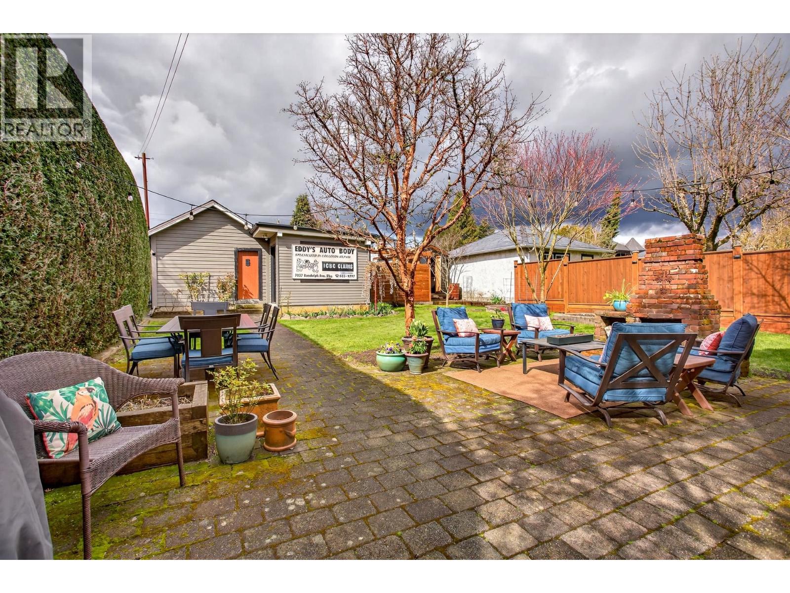 1515 Edinburgh Street, New Westminster, British Columbia  V3M 2W5 - Photo 24 - R3107397