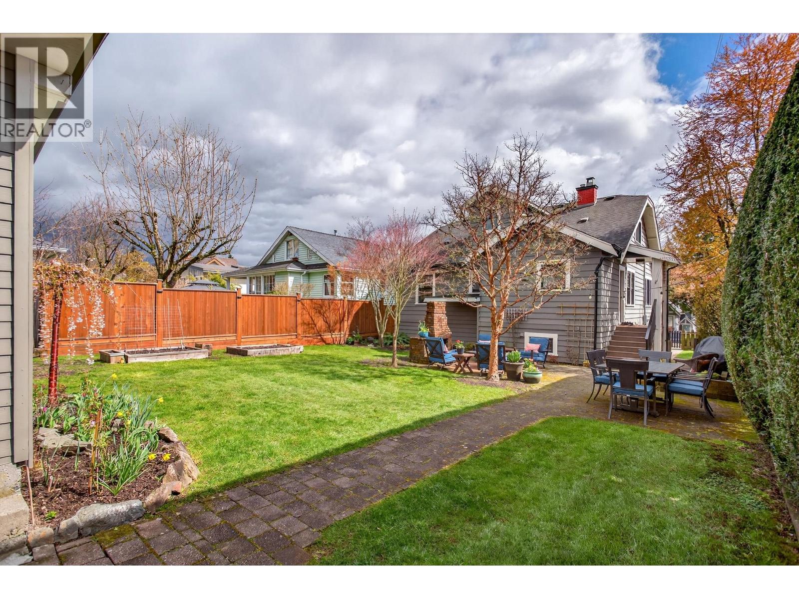 1515 Edinburgh Street, New Westminster, British Columbia  V3M 2W5 - Photo 27 - R3107397