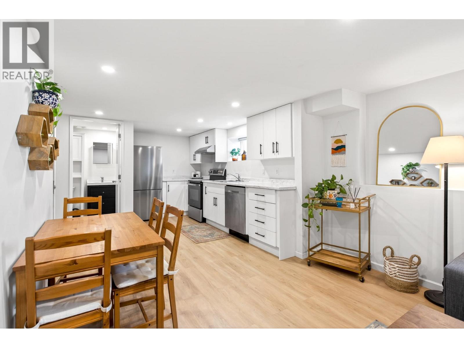 1515 Edinburgh Street, New Westminster, British Columbia  V3M 2W5 - Photo 29 - R3107397