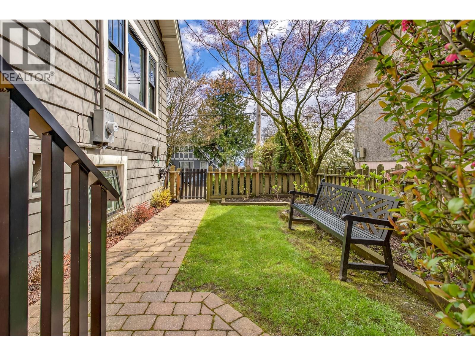 1515 Edinburgh Street, New Westminster, British Columbia  V3M 2W5 - Photo 37 - R3107397