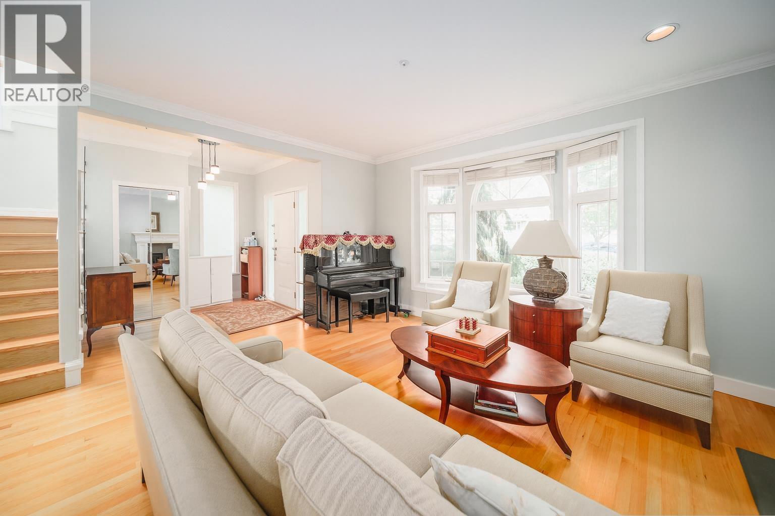 2726 W 42nd Avenue, Vancouver, British Columbia  V6N 3G5 - Photo 3 - R3107406