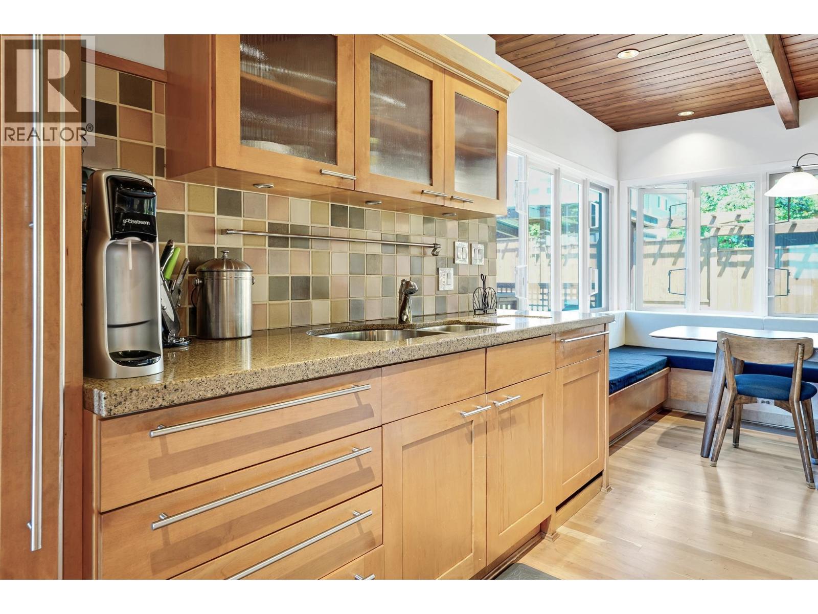 821 Jackson Crescent, New Westminster, British Columbia  V3L 4S1 - Photo 10 - R3107414