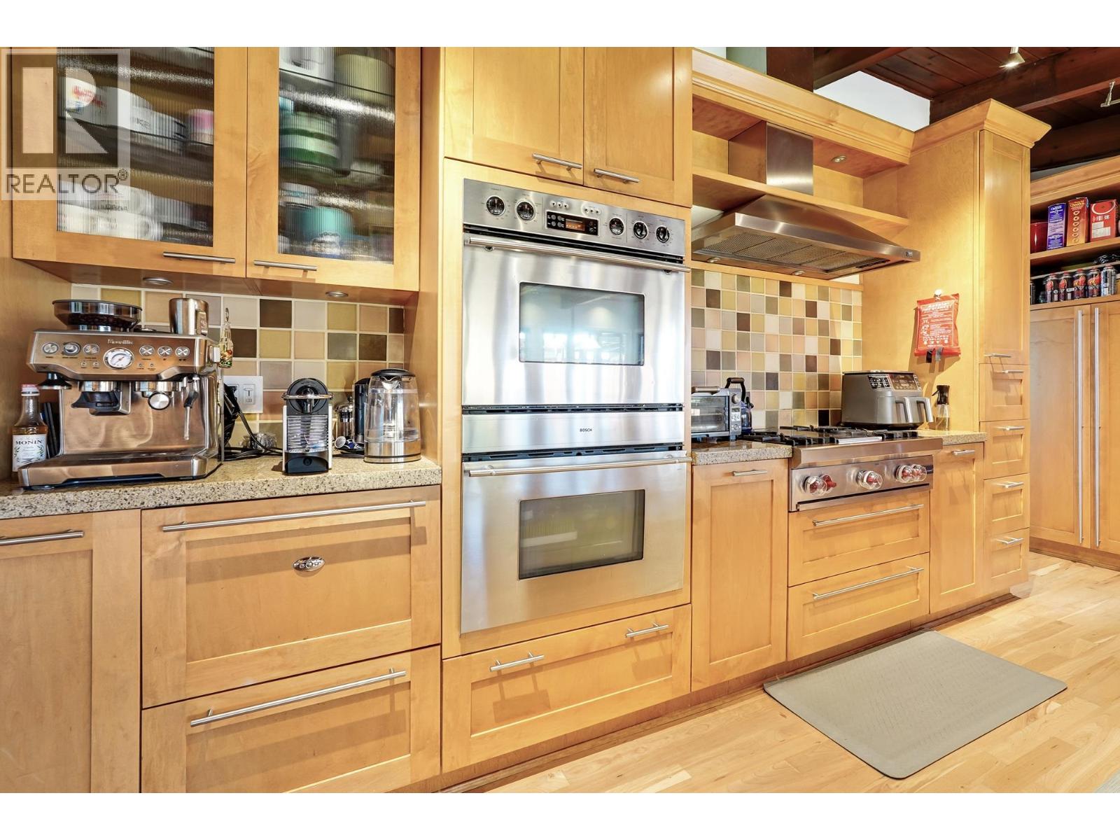 821 Jackson Crescent, New Westminster, British Columbia  V3L 4S1 - Photo 11 - R3107414