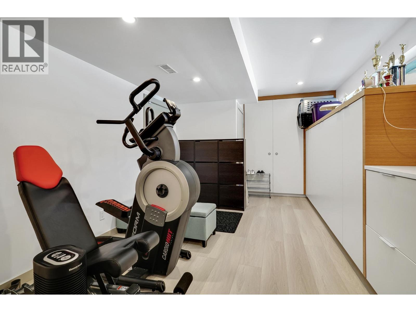 821 Jackson Crescent, New Westminster, British Columbia  V3L 4S1 - Photo 33 - R3107414