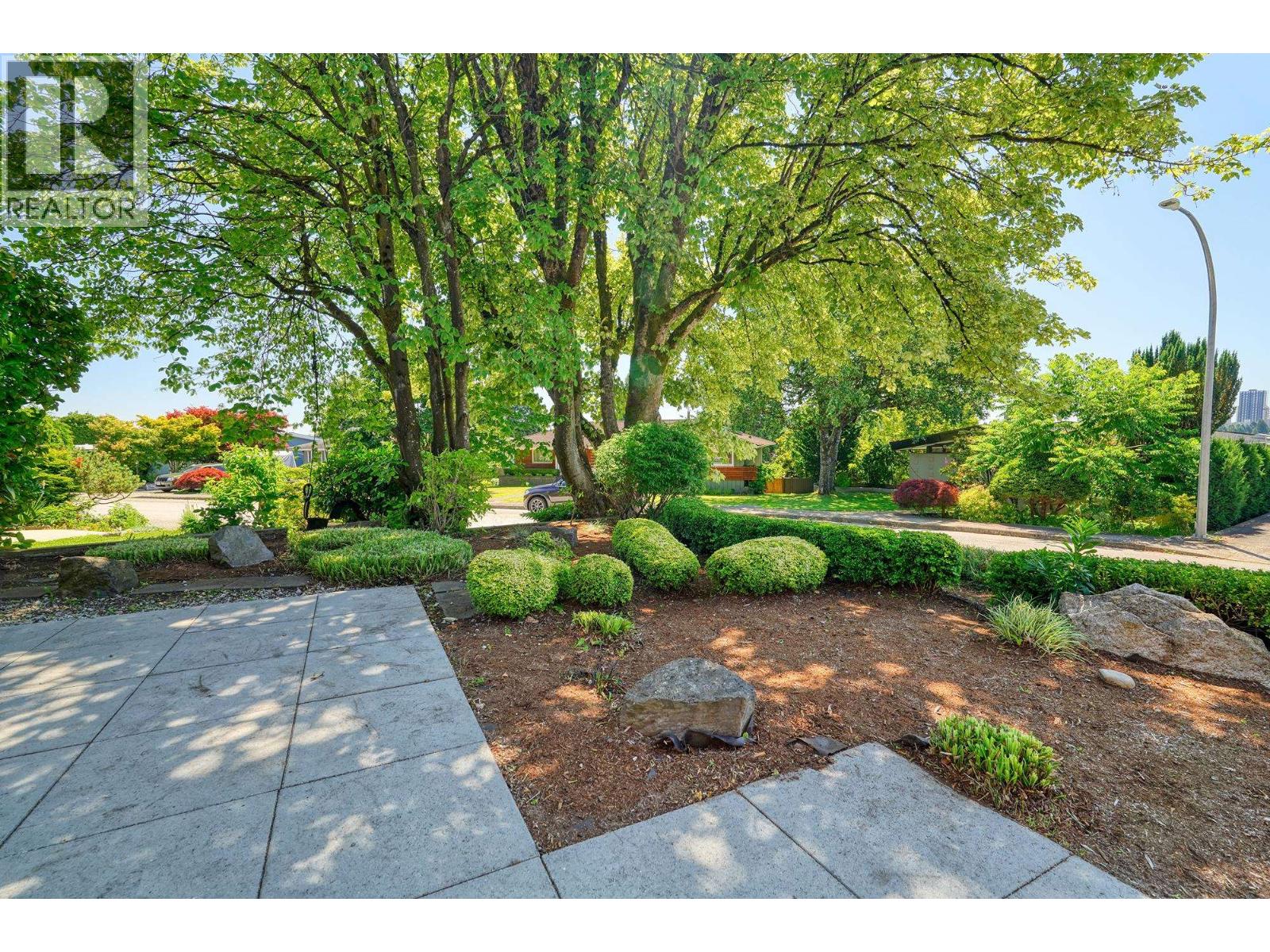 821 Jackson Crescent, New Westminster, British Columbia  V3L 4S1 - Photo 39 - R3107414