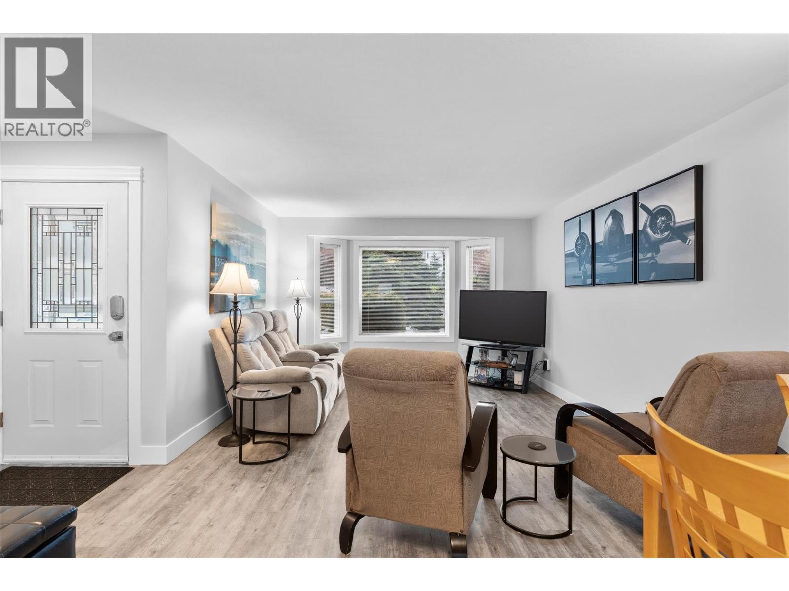 6427 Spencer Road Kelowna Photo 9 6427 Spencer Road Kelowna Photo 9