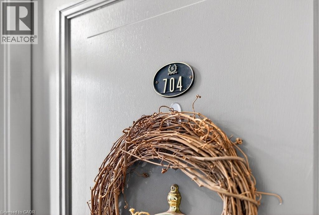 1425 Ghent Avenue Unit# 704, Burlington, Ontario  L7S 1X5 - Photo 5 - 40811017