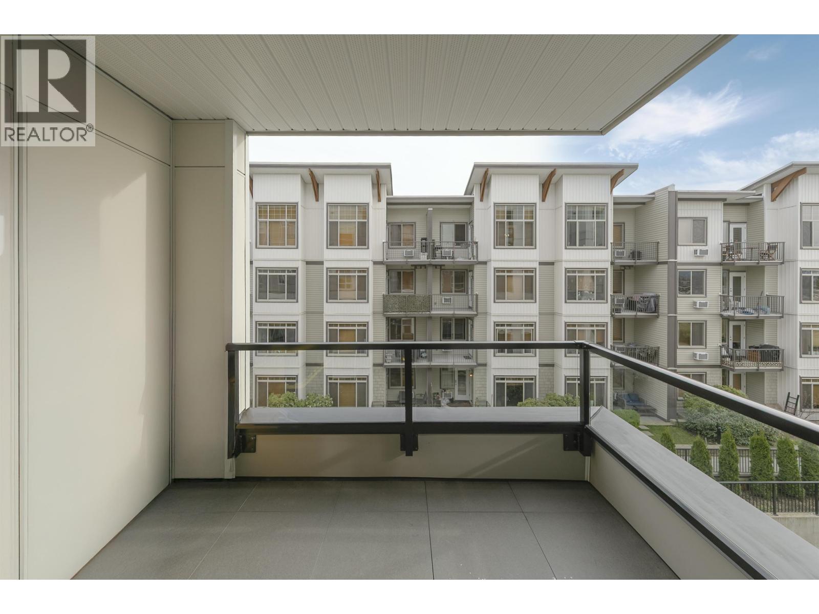 303 11913 Burnett Street, Maple Ridge, British Columbia  V2X 4N1 - Photo 17 - R3105047