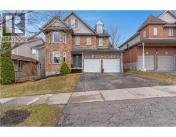 739 BUTTERNUT Avenue, waterloo, Ontario