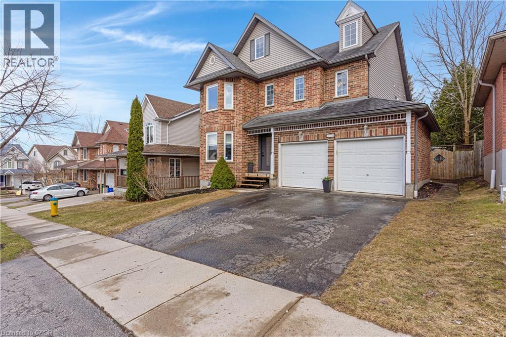 739 Butternut Avenue, Waterloo, Ontario  N2V 2M3 - Photo 2 - 40817917