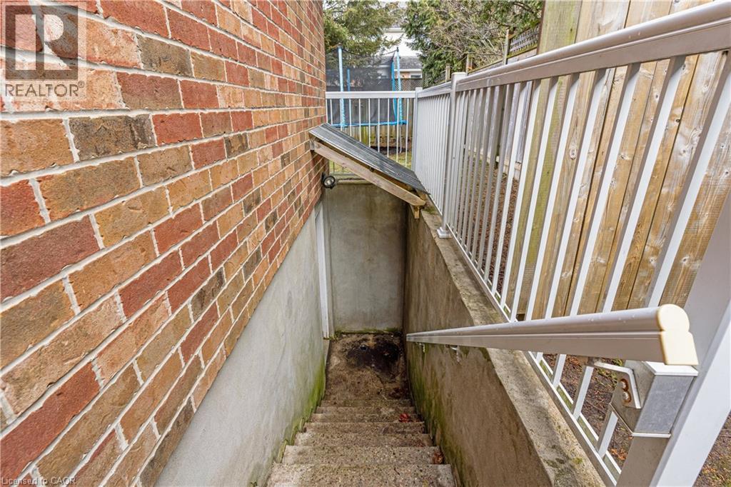 739 Butternut Avenue, Waterloo, Ontario  N2V 2M3 - Photo 43 - 40817917