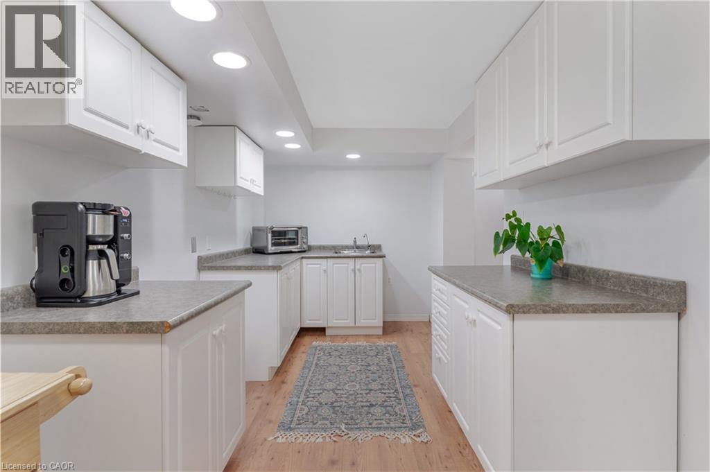 739 Butternut Avenue, Waterloo, Ontario  N2V 2M3 - Photo 30 - 40817917