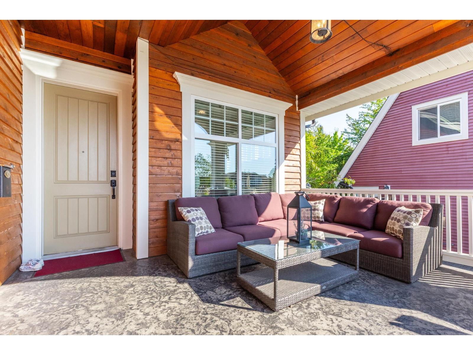 4722 217a Street, Langley, British Columbia  V3A 2N7 - Photo 3 - R3105944