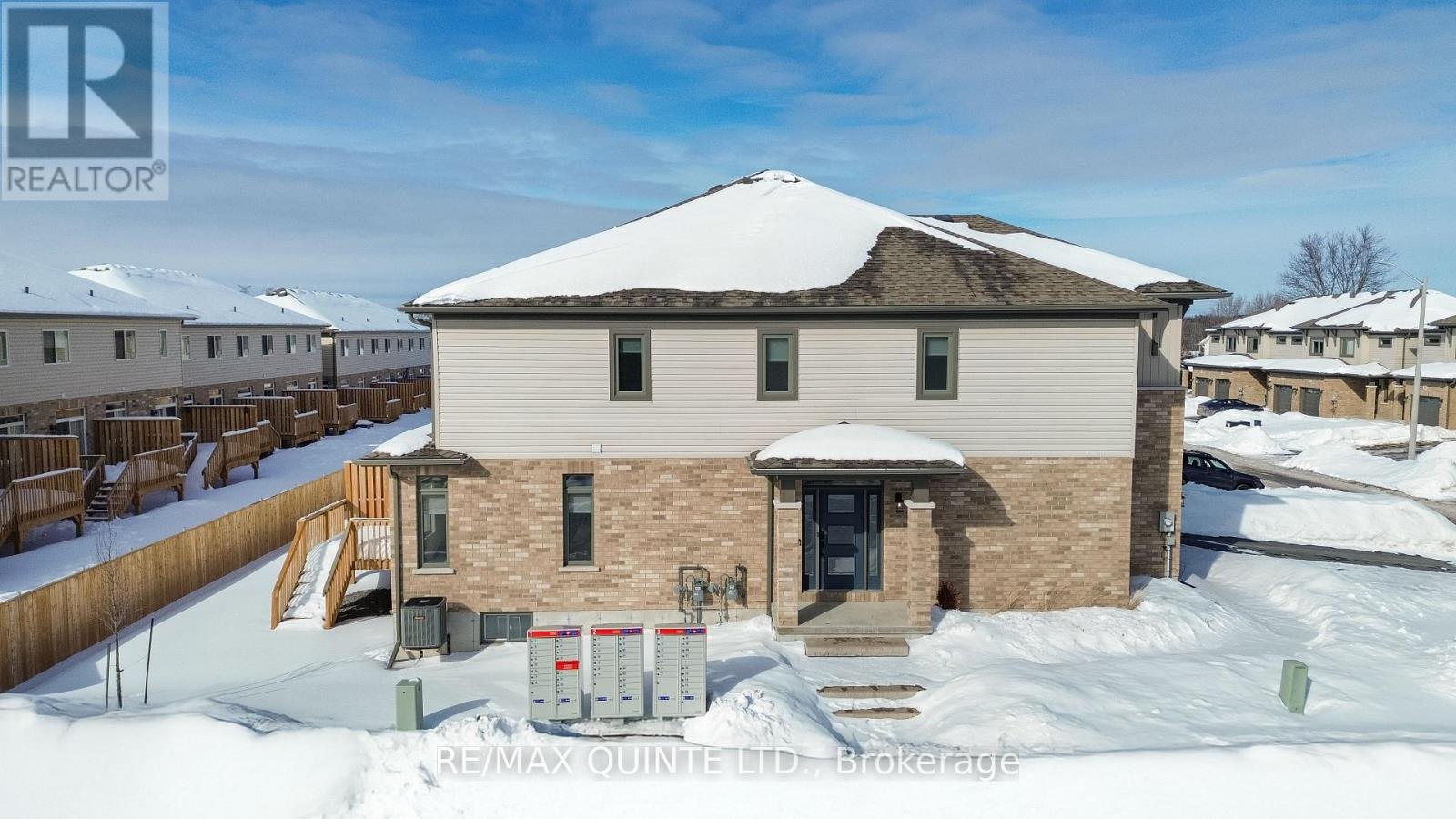 1 Miramichi Street, Belleville, Ontario  K8N 0T3 - Photo 2 - X12966044