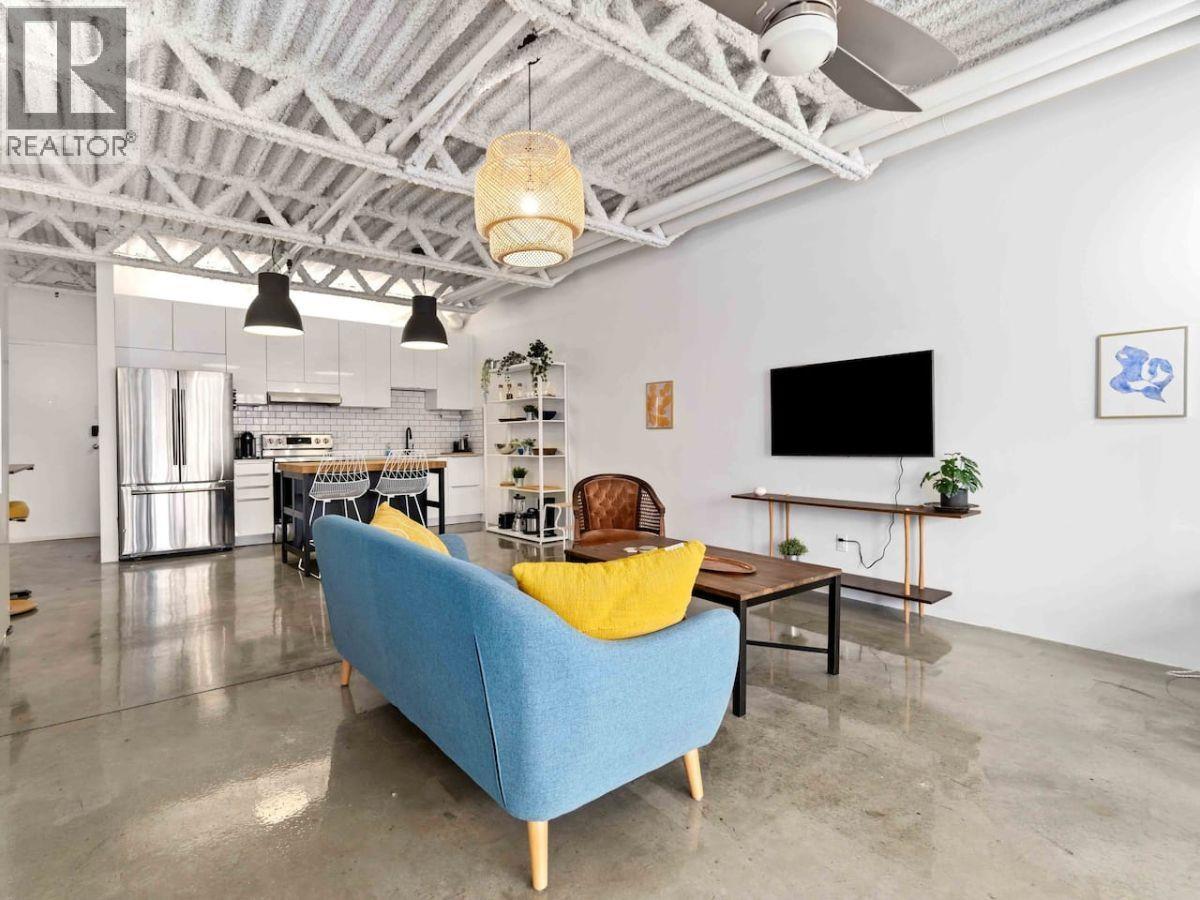 330 350 E 2nd Avenue, Vancouver, British Columbia  V5T 4R8 - Photo 3 - R3107093