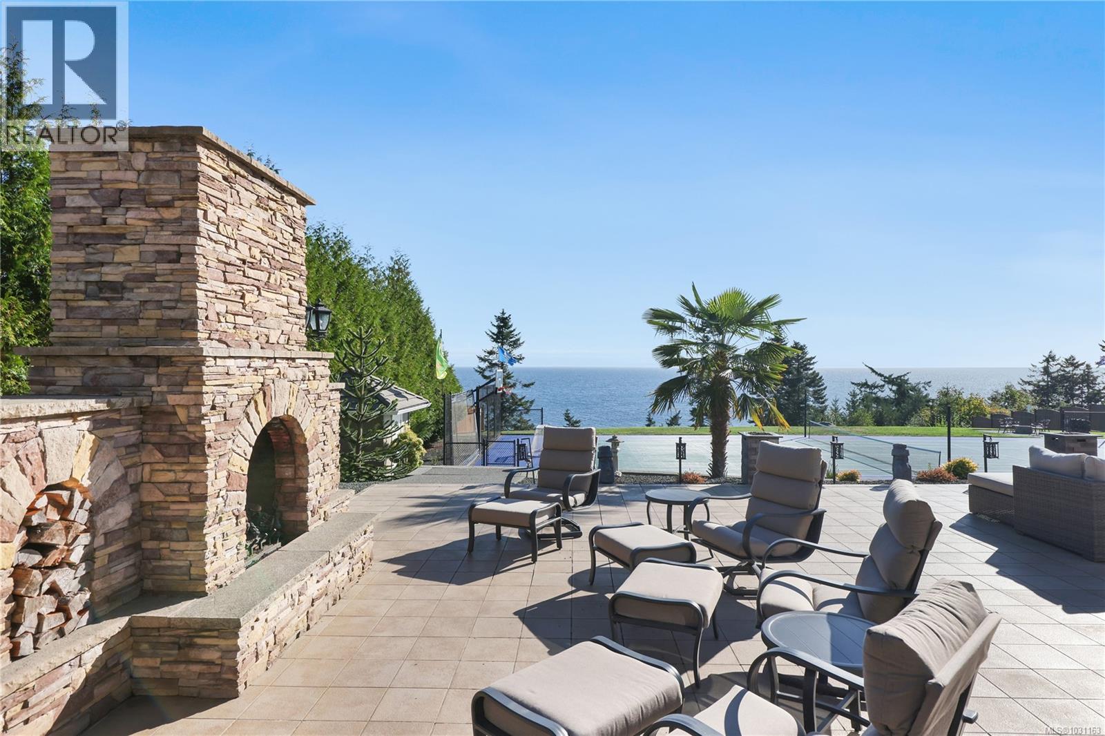 6480 Eagles Dr, Courtenay, British Columbia  V9J 1V3 - Photo 37 - 1031163