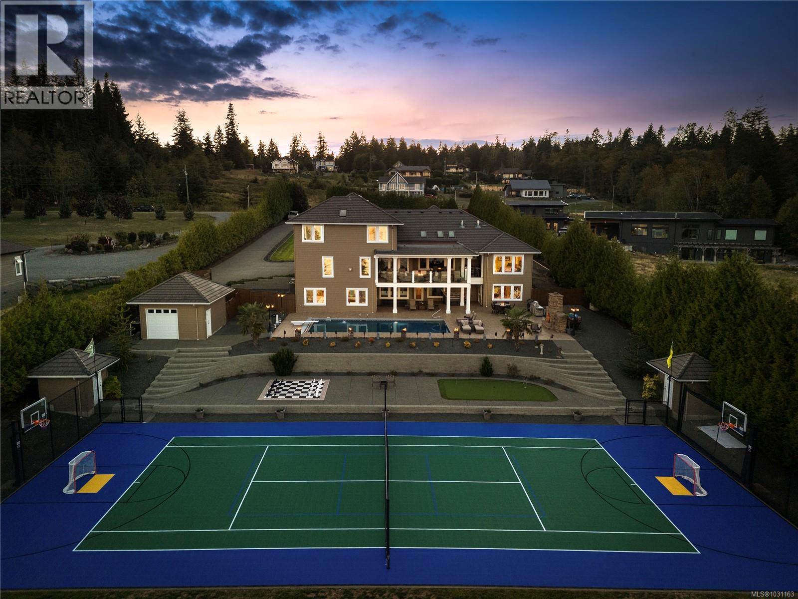 6480 Eagles Dr, Courtenay, British Columbia  V9J 1V3 - Photo 7 - 1031163