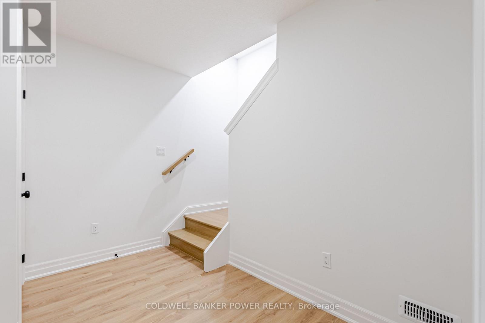 3147 Gillespie Trail, London South, Ontario  N6P 0H3 - Photo 39 - X12966064