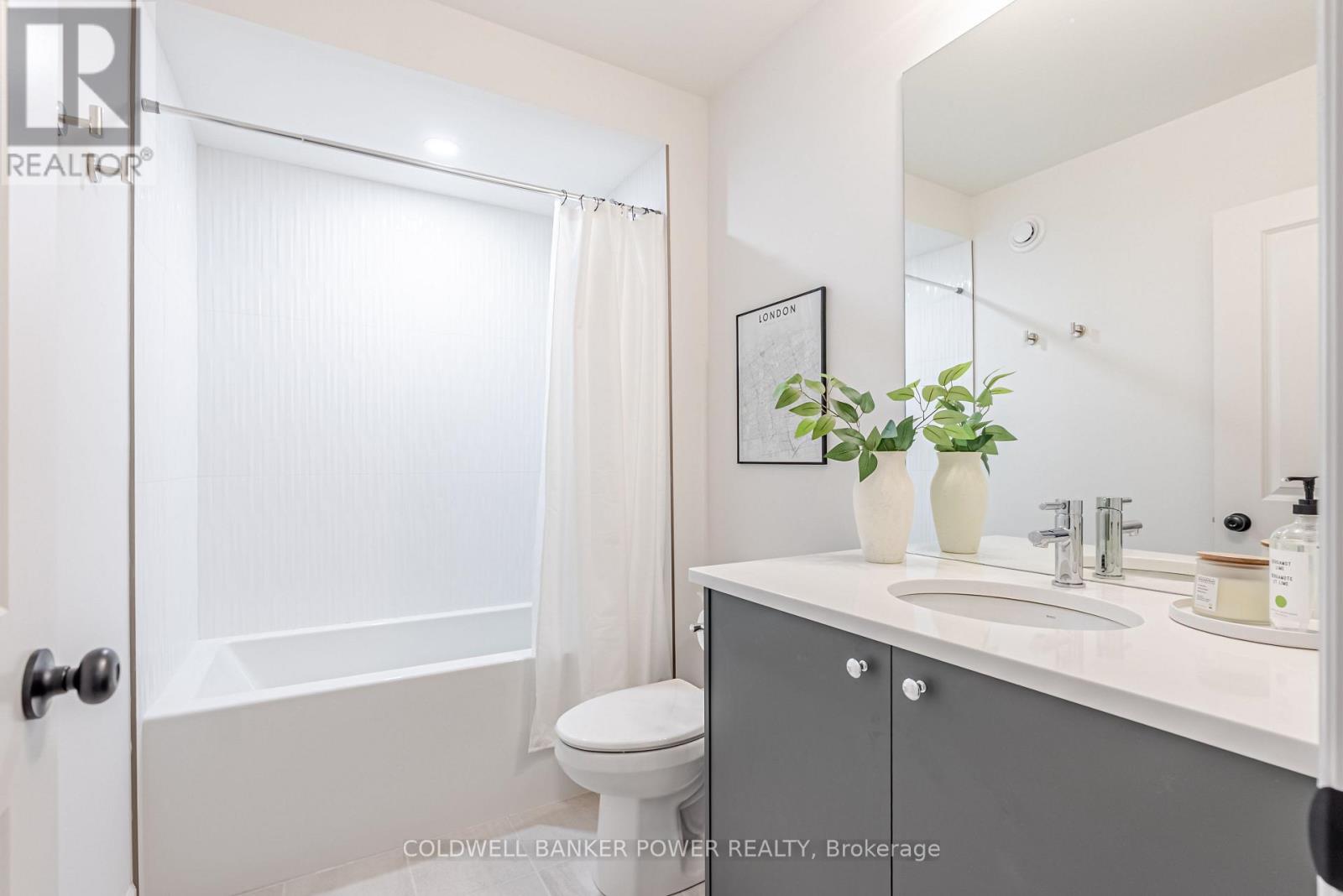 3147 Gillespie Trail, London South, Ontario  N6P 0H3 - Photo 47 - X12966064