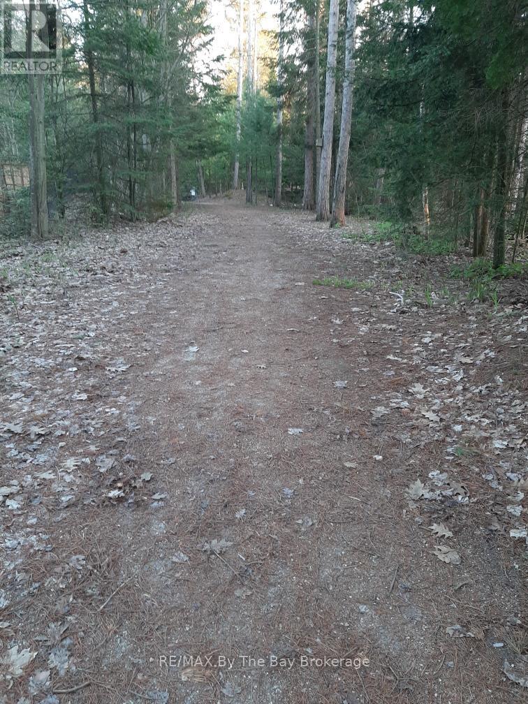 G4 - 85 Theme Park Drive, Wasaga Beach, Ontario  L9Z 1X7 - Photo 23 - S12949140