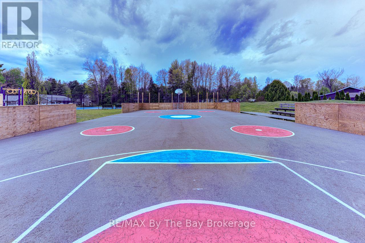 G4 - 85 Theme Park Drive, Wasaga Beach, Ontario  L9Z 1X7 - Photo 35 - S12949140