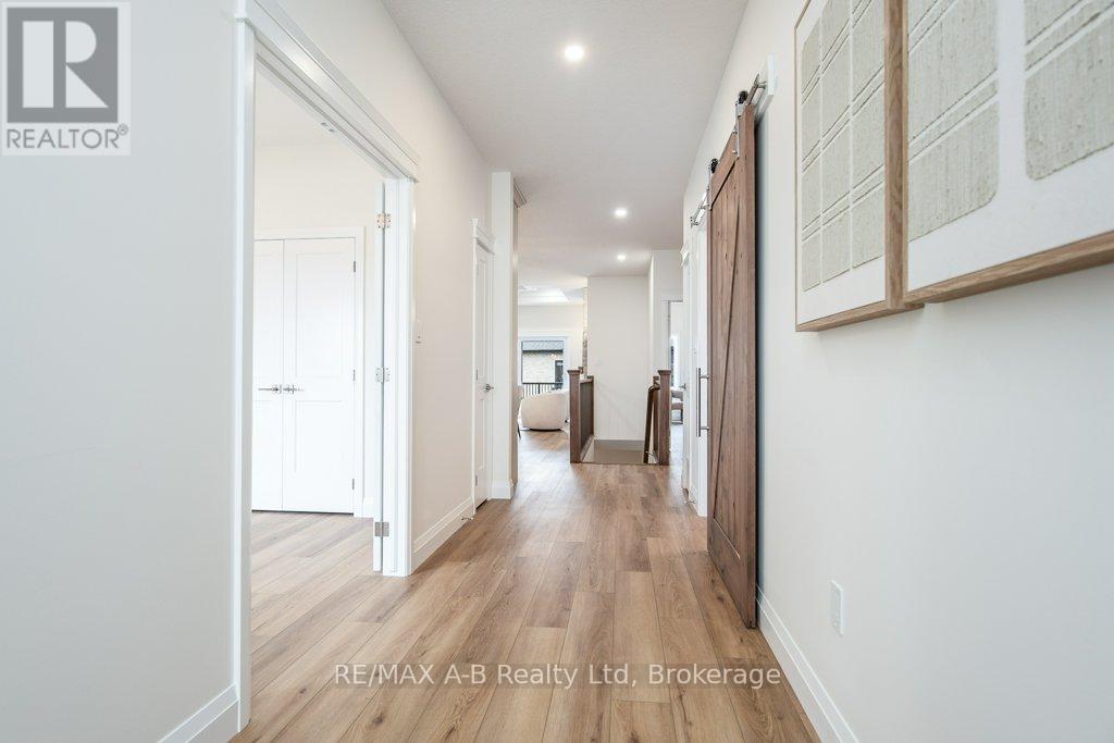 36 Quartz Street, East Zorra-Tavistock, Ontario  N0B 2R0 - Photo 12 - X12556318