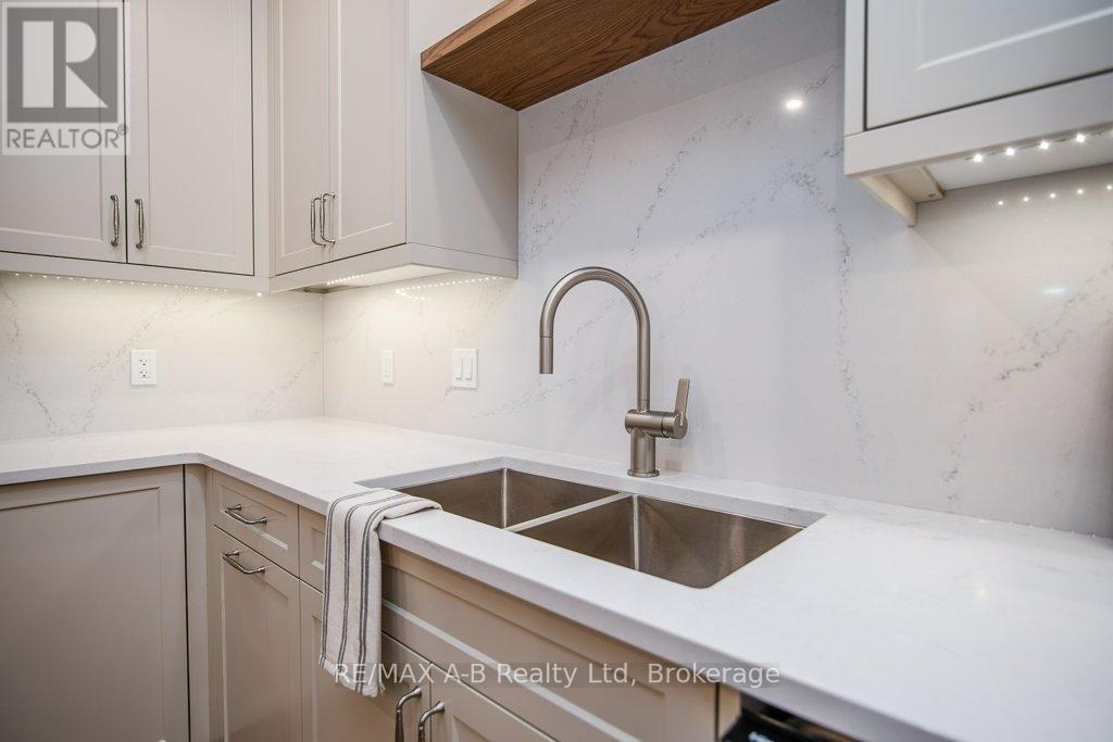 36 Quartz Street, East Zorra-Tavistock, Ontario  N0B 2R0 - Photo 28 - X12556318