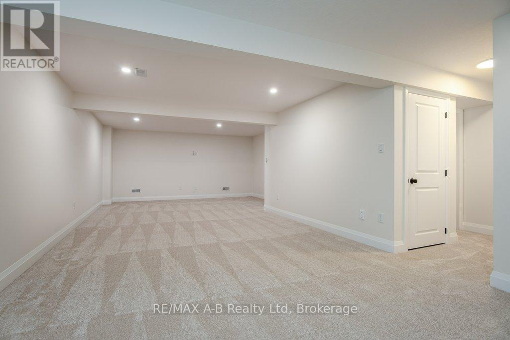 48 Quartz Street, East Zorra-Tavistock, Ontario  N0B 2R0 - Photo 42 - X12556666