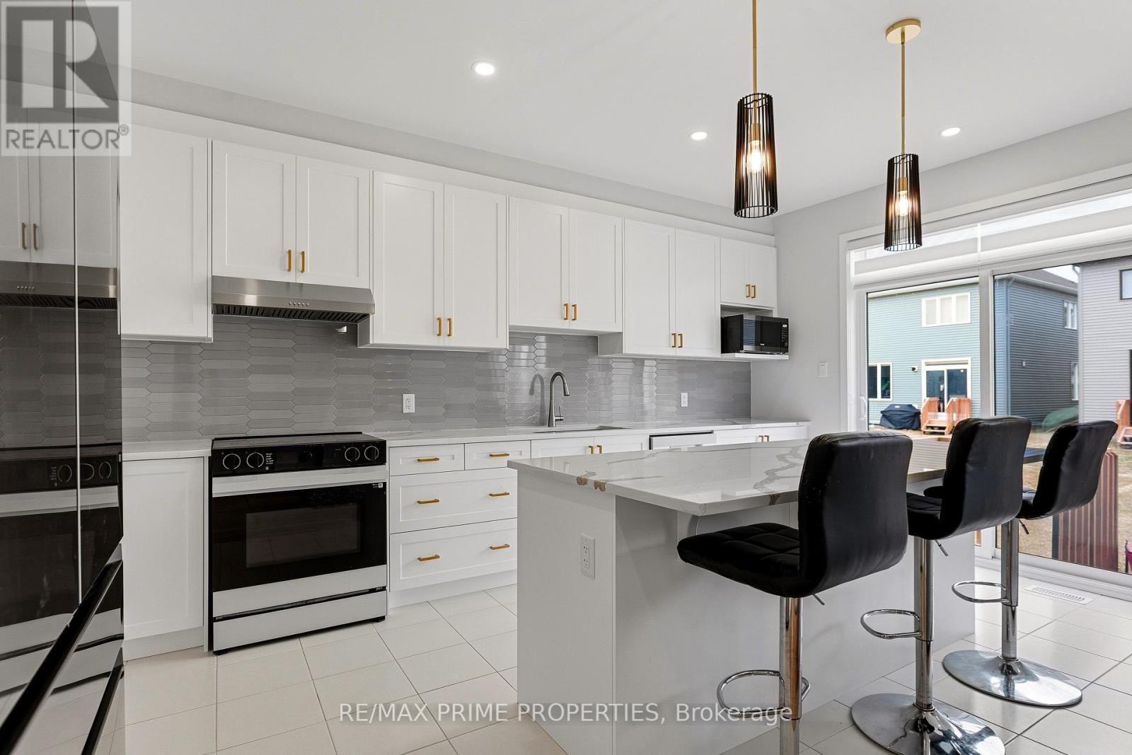 222 Douglas Hardie Street, North Grenville, Ontario  K0G 1J0 - Photo 13 - X12966040