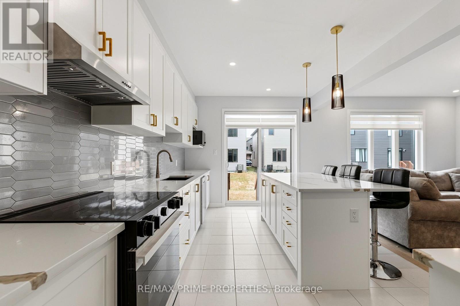 222 Douglas Hardie Street, North Grenville, Ontario  K0G 1J0 - Photo 14 - X12966040