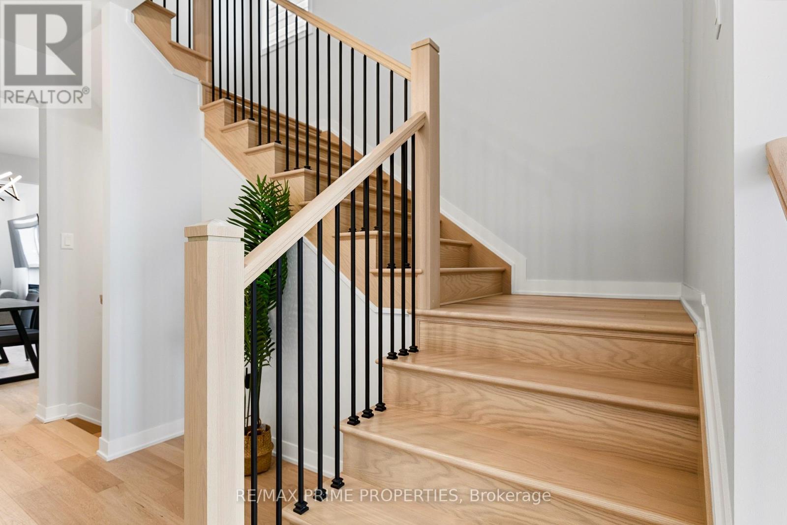 222 Douglas Hardie Street, North Grenville, Ontario  K0G 1J0 - Photo 20 - X12966040