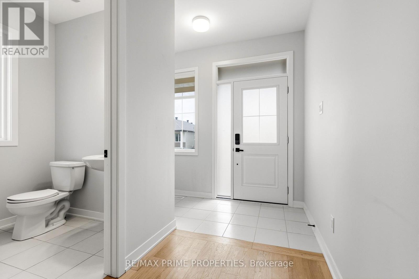 222 Douglas Hardie Street, North Grenville, Ontario  K0G 1J0 - Photo 3 - X12966040