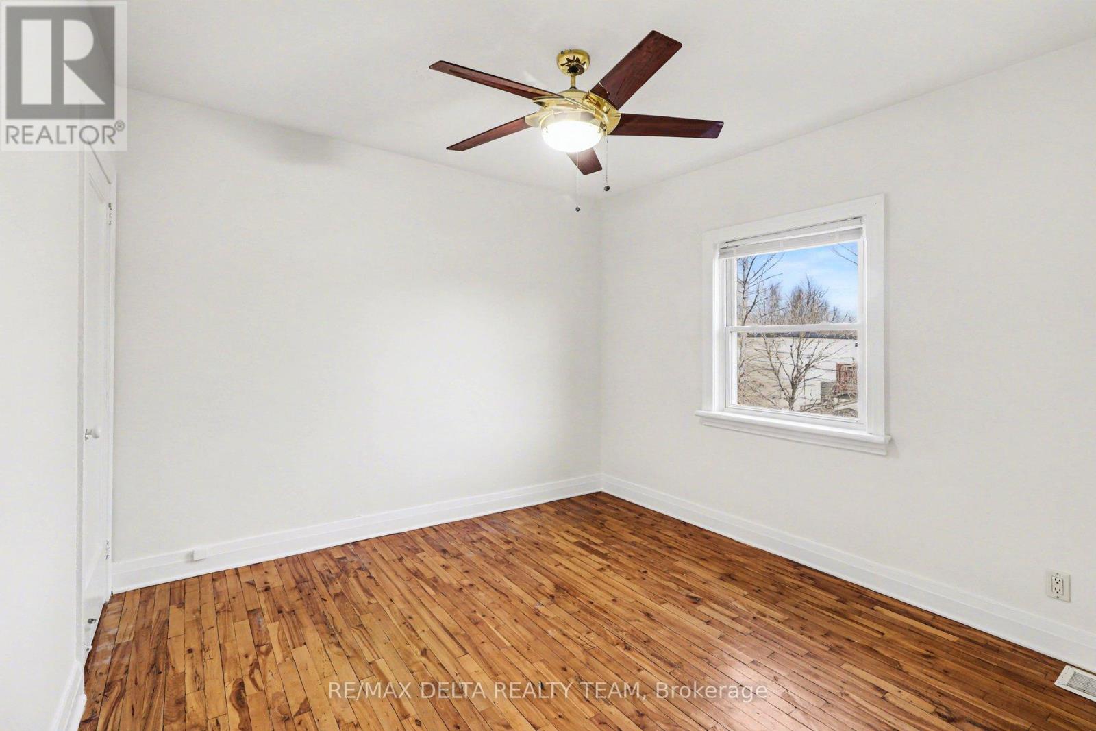 273 Shakespeare Street, Ottawa, Ontario  K1L 5M7 - Photo 9 - X12966046