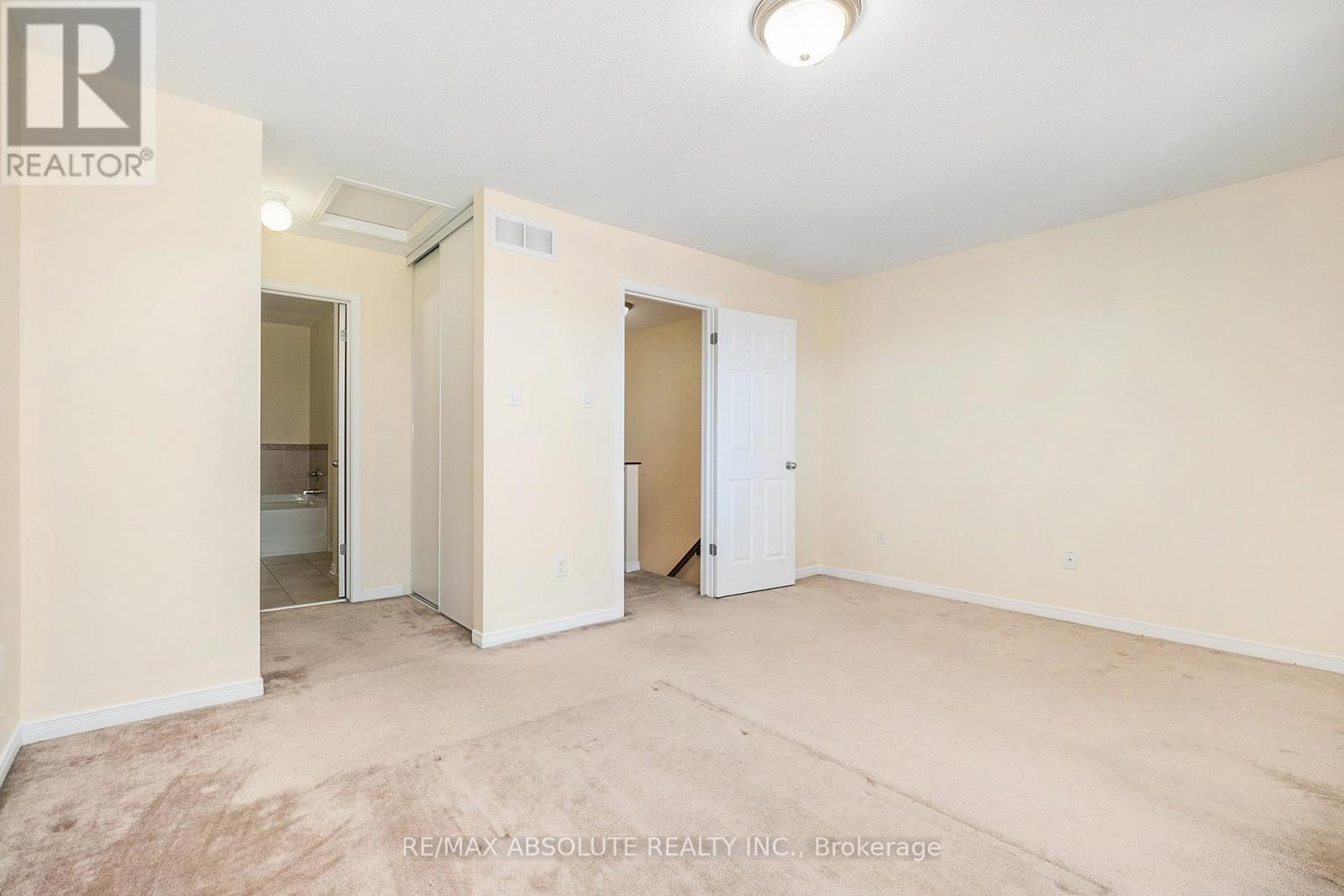 113 Keltie Private, Ottawa, Ontario  K2J 0A1 - Photo 10 - X12966060