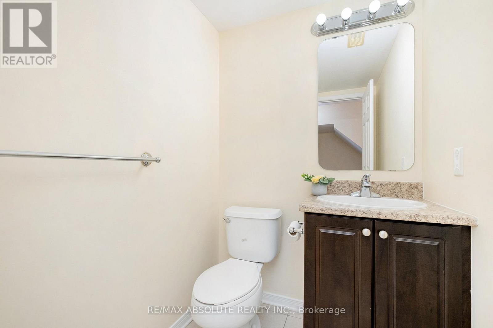 113 Keltie Private, Ottawa, Ontario  K2J 0A1 - Photo 9 - X12966060