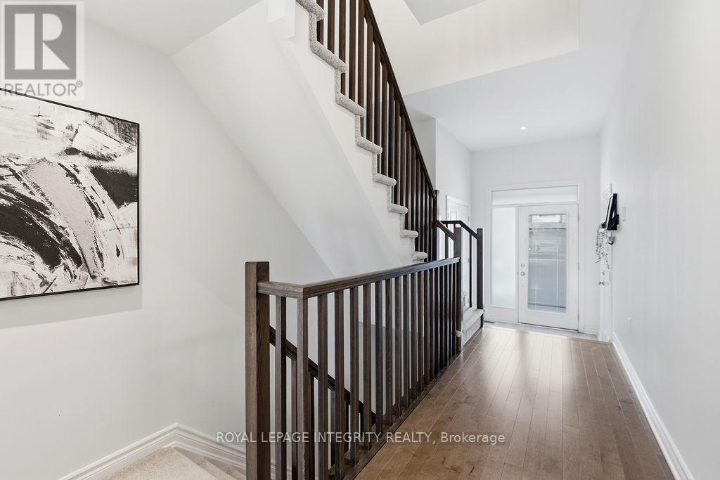 535 Borbridge Avenue, Ottawa, Ontario  K4M 0J1 - Photo 4 - X12966096