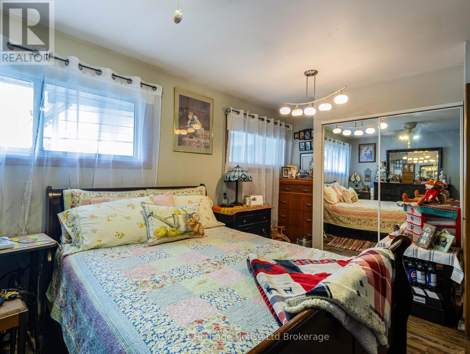 217 5th Avenue, Woodstock, Ontario N4S 2G2 - Photo 13 - X12966134