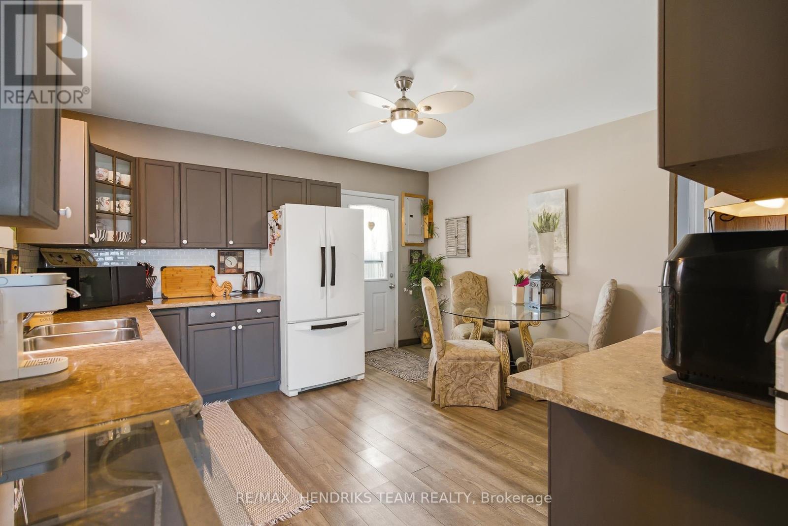 229 Jarvis Street, Fort Erie (Central), Ontario  L2A 2S7 - Photo 11 - X12966102