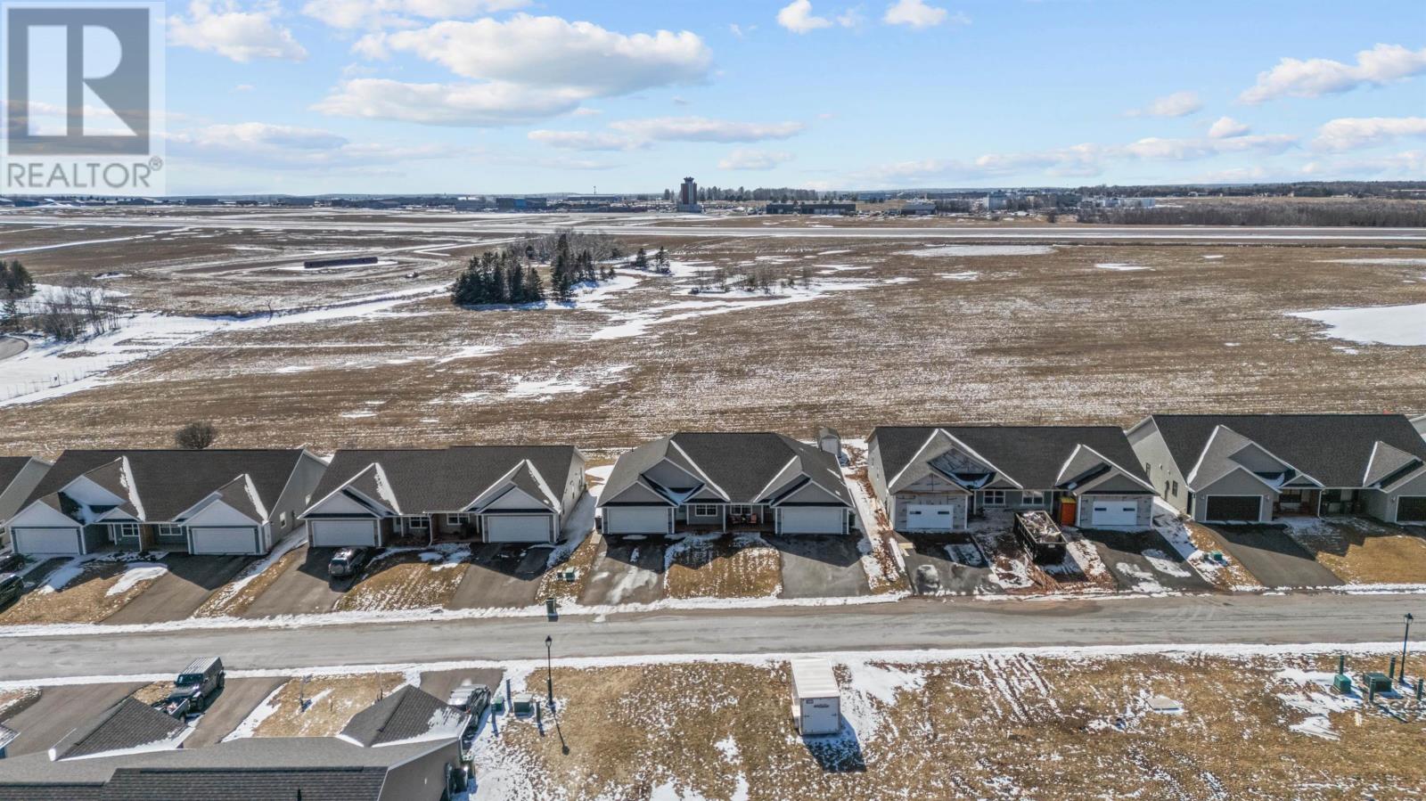 25 Beech Hill Avenue, Charlottetown, Prince Edward Island  C1A 5G5 - Photo 2 - 202606514