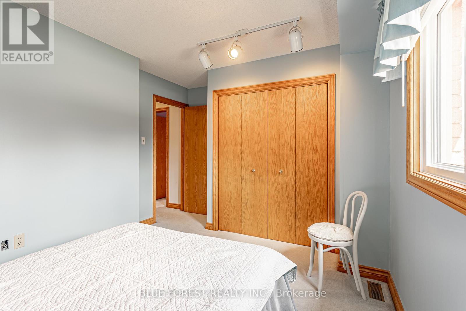 129 Wheeler Avenue, Thames Centre, Ontario  N0L 1G2 - Photo 24 - X12964968