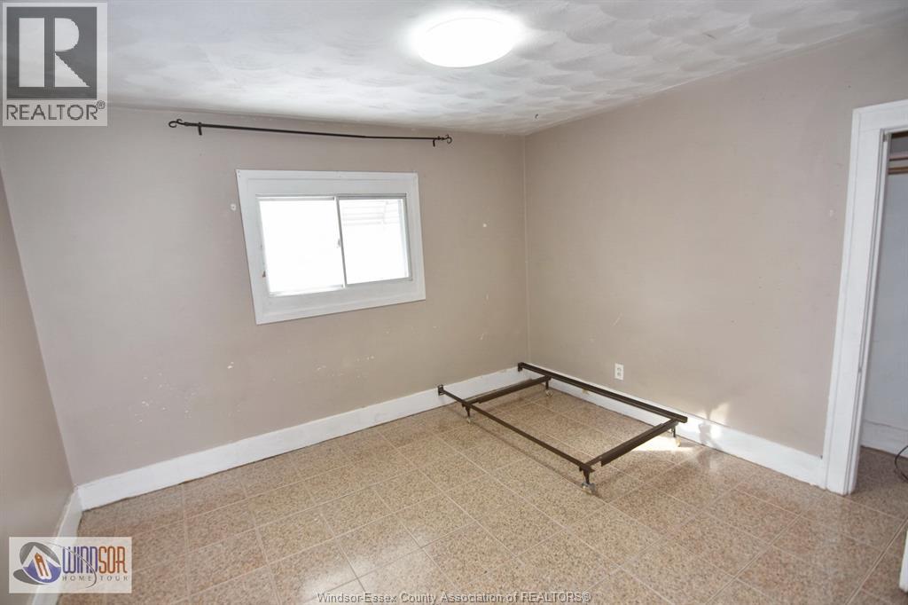 735-737 Partington, Windsor, Ontario  N9B 2N6 - Photo 16 - 26007273