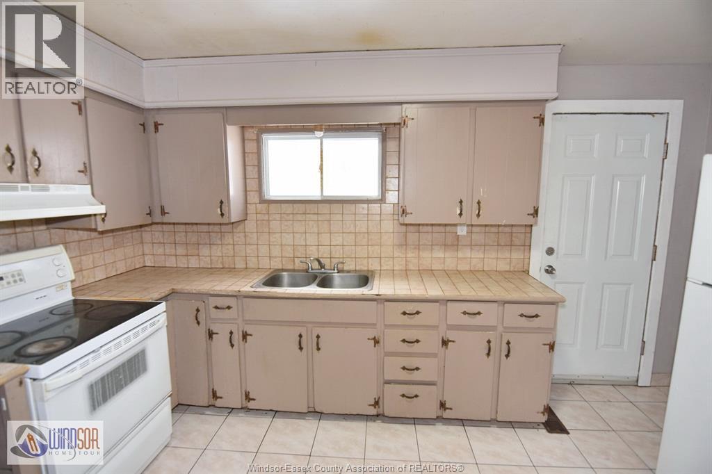 735-737 Partington, Windsor, Ontario  N9B 2N6 - Photo 29 - 26007273