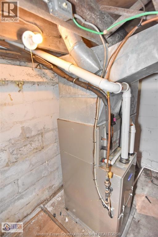 735-737 Partington, Windsor, Ontario  N9B 2N6 - Photo 35 - 26007273