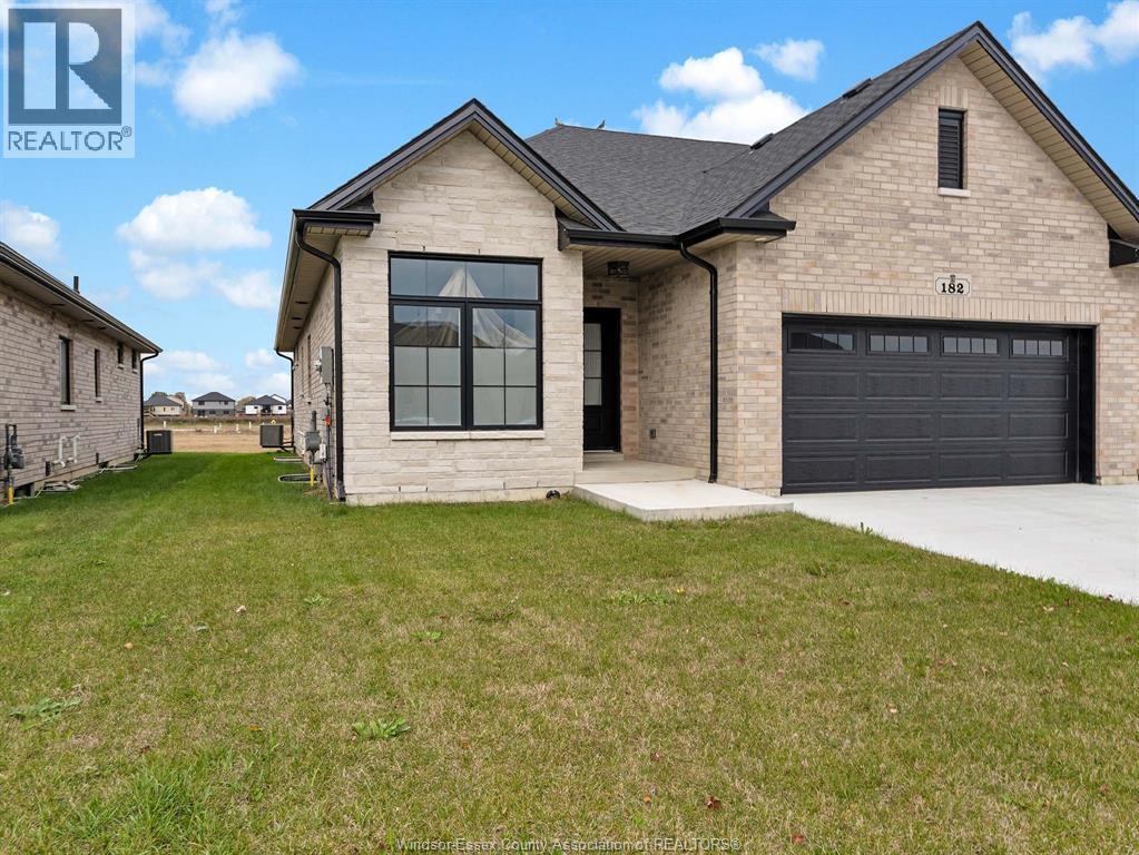 182 Mclellan, Amherstburg, Ontario  N9V 4C6 - Photo 2 - 26007266