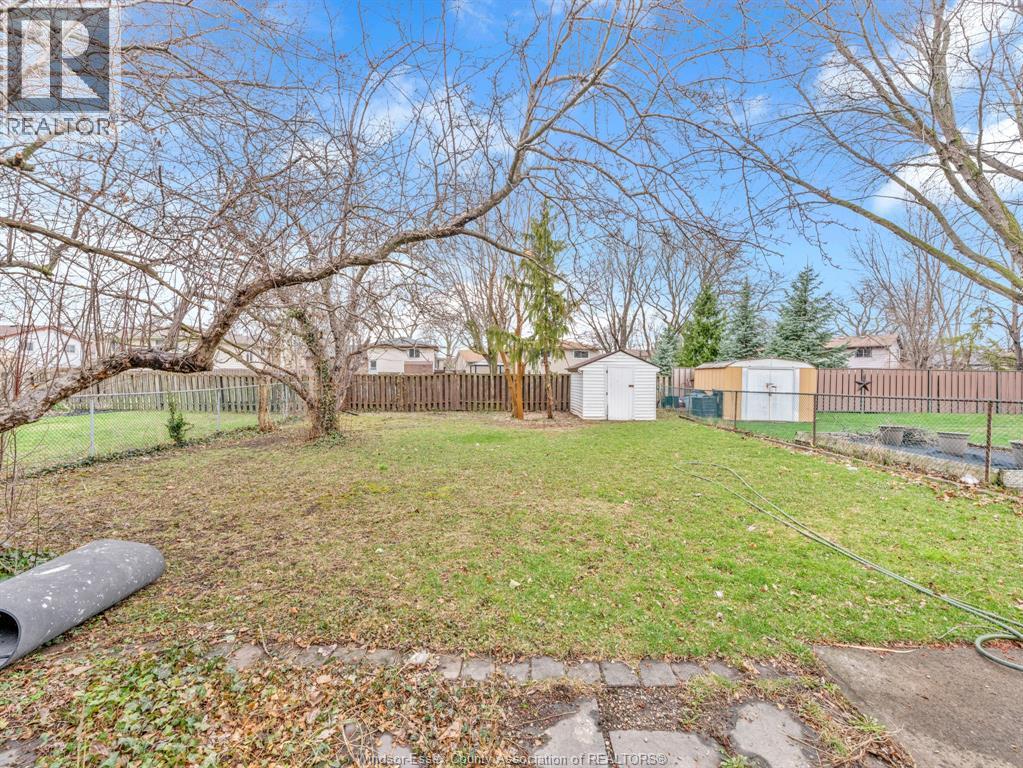 3700 Wildwood Drive Unit# Full House, Windsor, Ontario  N8R 2B6 - Photo 26 - 26007238