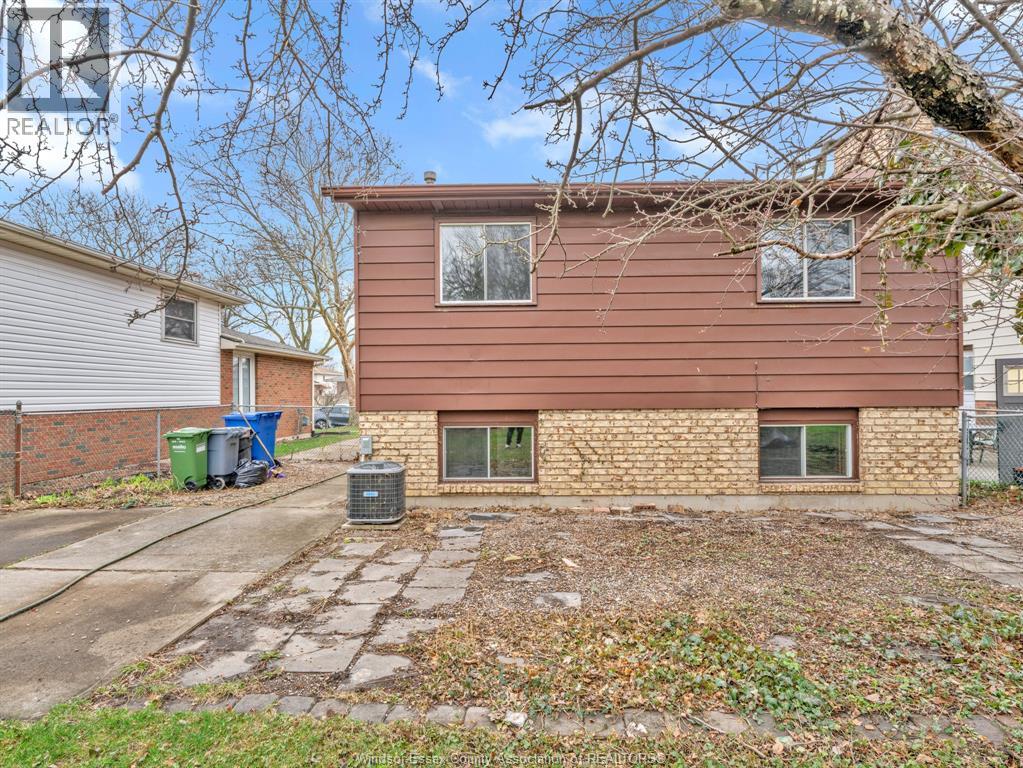 3700 Wildwood Drive Unit# Full House, Windsor, Ontario  N8R 2B6 - Photo 31 - 26007238